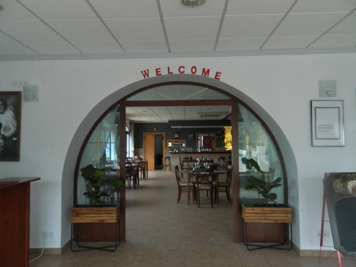 Hotel Restaurant Baladrar Бениса Экстерьер фото